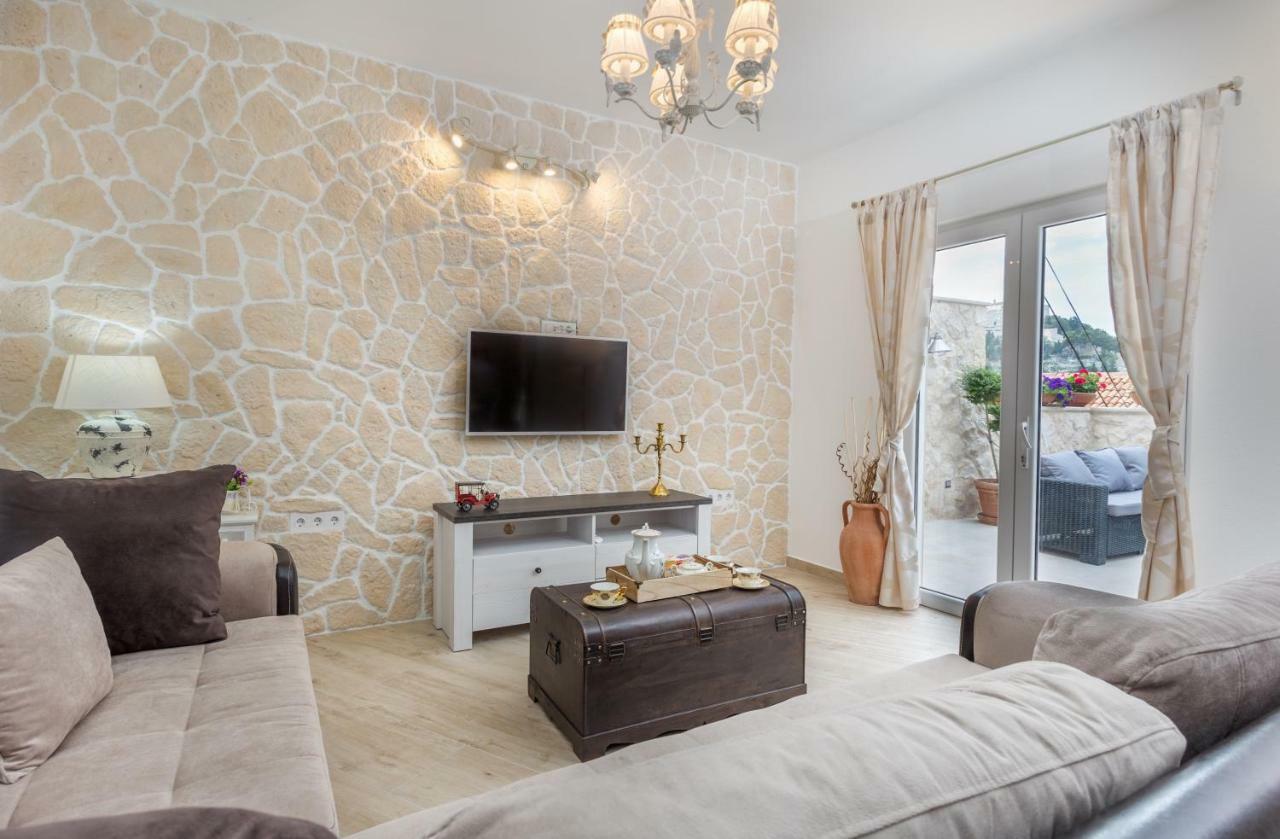 Villa Capitis In The Center Đảo Hvar Ngoại thất bức ảnh