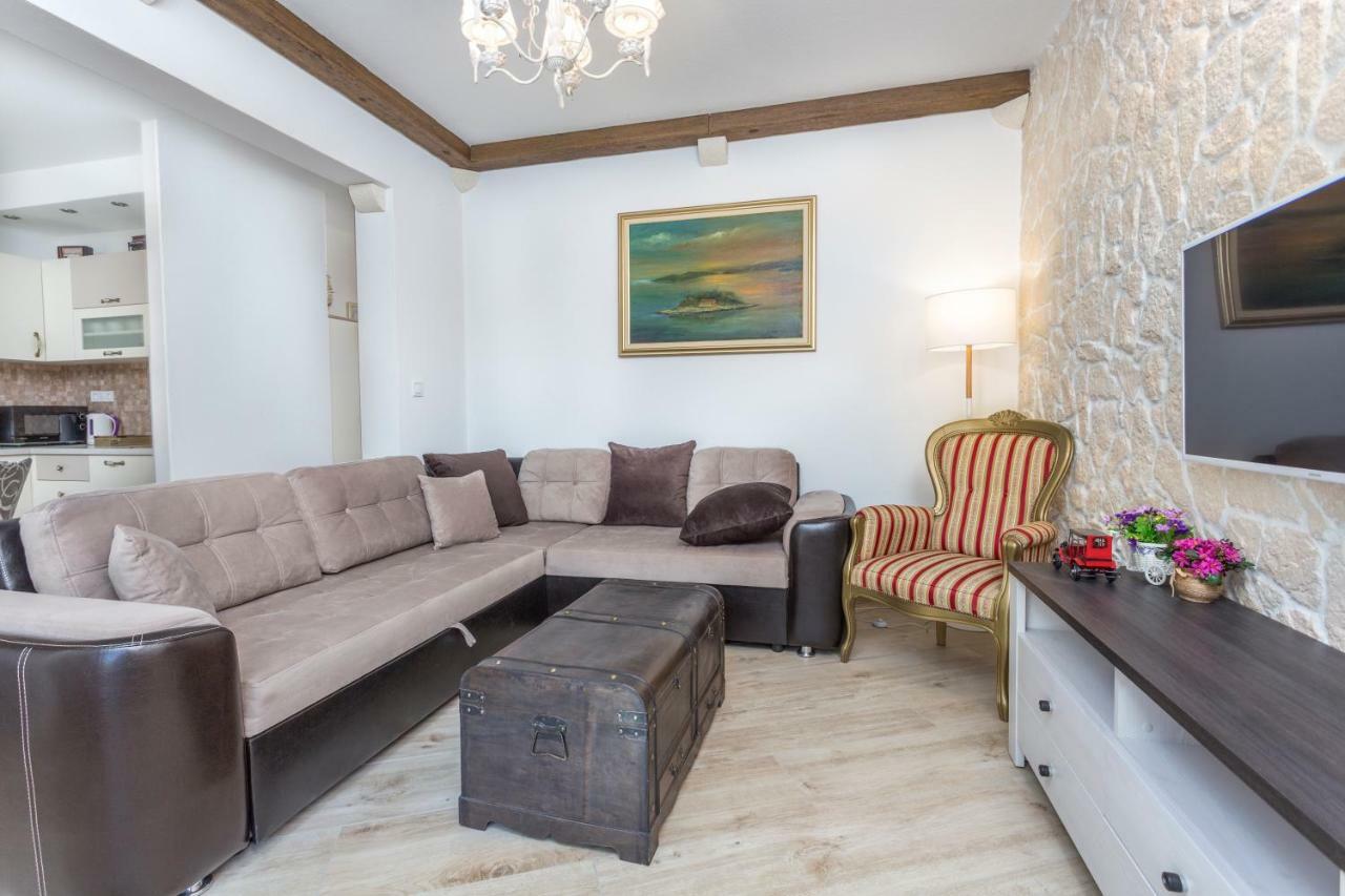 Villa Capitis In The Center Đảo Hvar Ngoại thất bức ảnh
