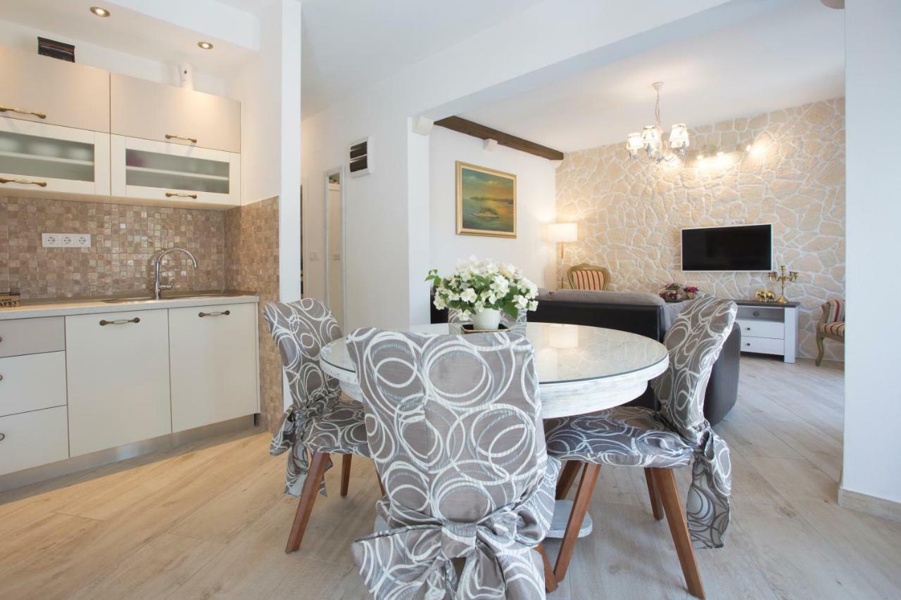 Villa Capitis In The Center Đảo Hvar Ngoại thất bức ảnh