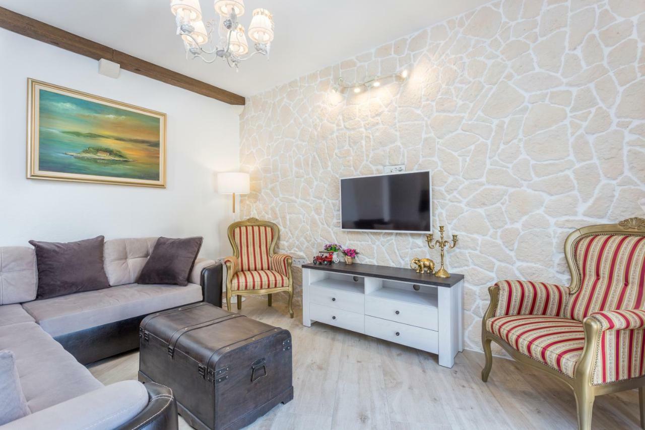 Villa Capitis In The Center Đảo Hvar Ngoại thất bức ảnh
